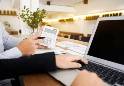 پرداخت مالیات شرکتها در محل