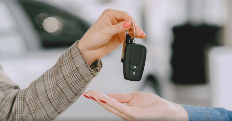 مالیات نقل و انتقال خودرو